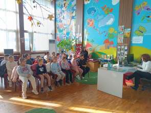 Ученици от III ОУ „П. Р. Славейков“ гостуваха в РБ „Петър Стъпов“ – Търговище