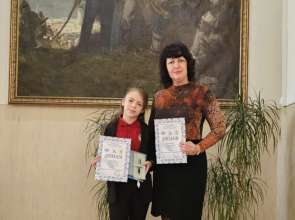 Ученичка от Първо ОУ „Христо Ботев“ в Търговище с първо място от XVII Международен конкурс „Аз обичам Черно море“ – 2025
