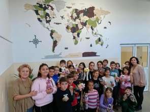 Ден на доброто „Различни чорапки, еднакви сърца“ в Първо СУ „Св.Седмочисленици“ – Търговище