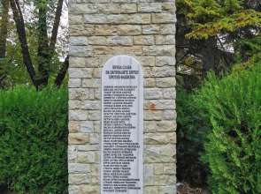 Дарители и доброволци реставрираха паметника „Братска могила“ в Търговище