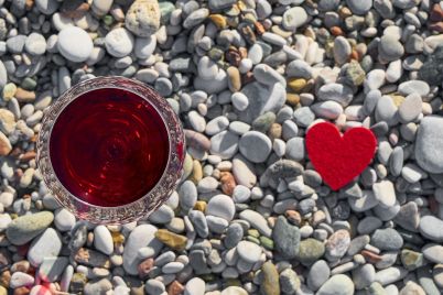 wine-heart-love.jpg
